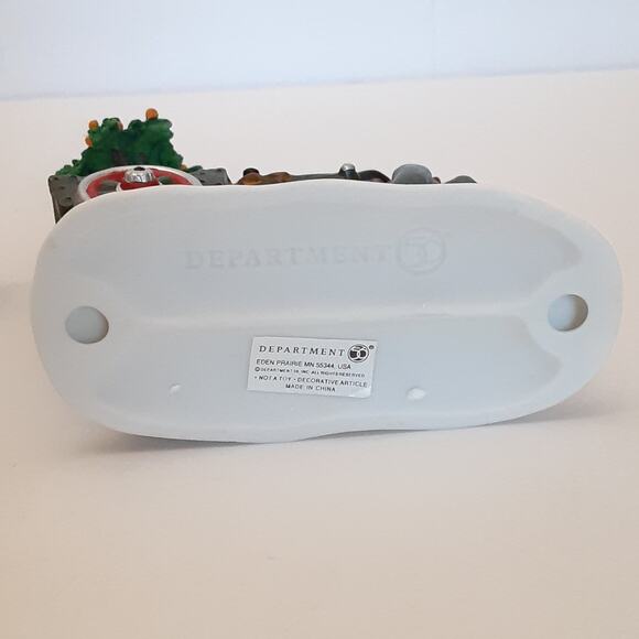 Dept 56 Dickens Village Series Master Gardeners Figurine 2pc Set Christmas 1999 - Picture 5 of 7